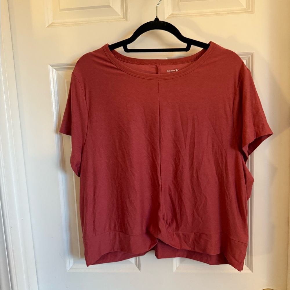 Old Navy Women's Short Sleeve Tee - Rust Red - Picture 1 of 2